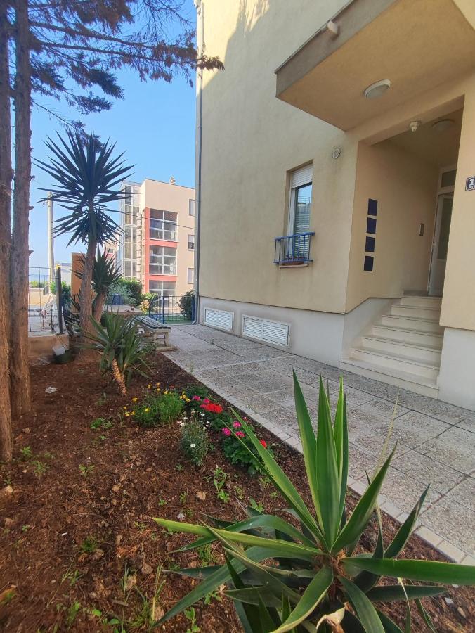 Beach Pearl Apartment Сплит Экстерьер фото
